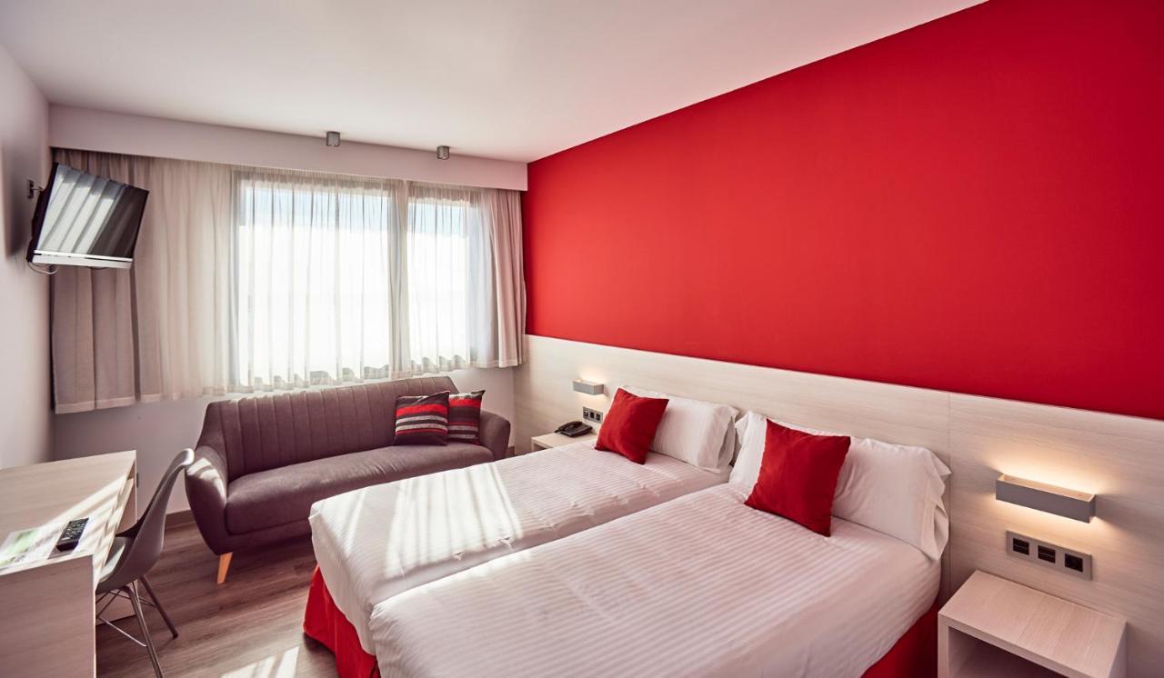 Hotel Julimar Lloret de Mar Esterno foto