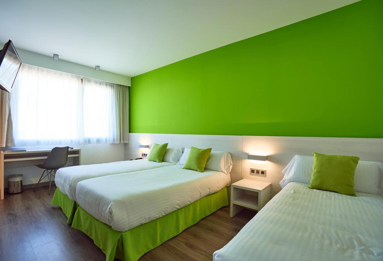 Hotel Julimar Lloret de Mar Esterno foto